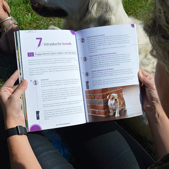 Het Ultieme Puppy Benchtraining Handboek (fysiek boek)