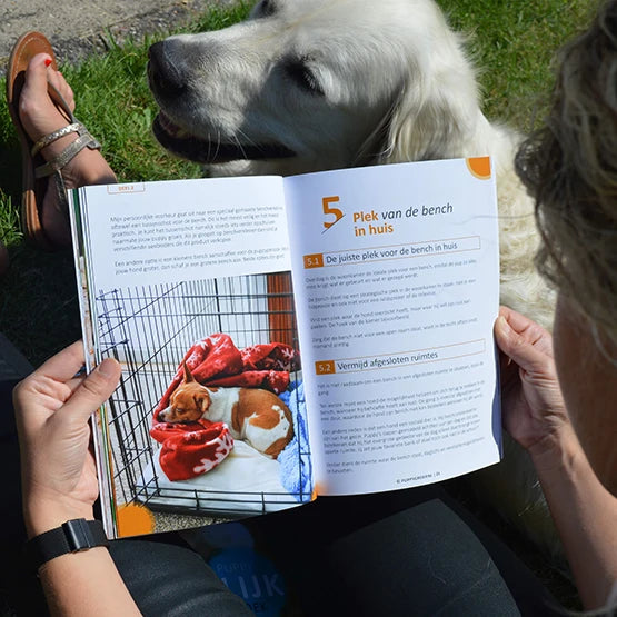 Het Ultieme Puppy Benchtraining Handboek (fysiek boek)