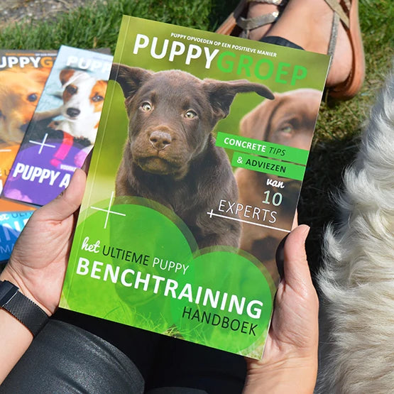 Het Ultieme Puppy Benchtraining Handboek (fysiek boek)